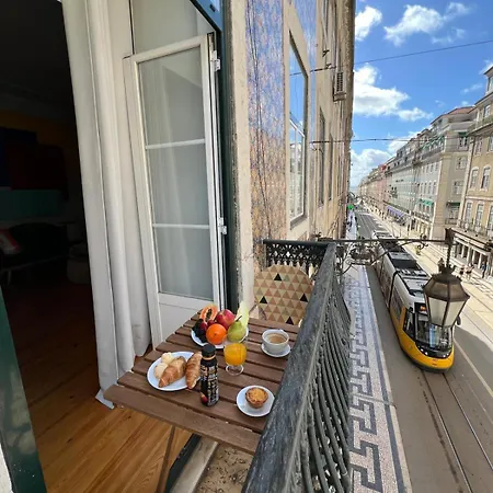 Spacious With Balcony And Stunning View Homestay Lisbon